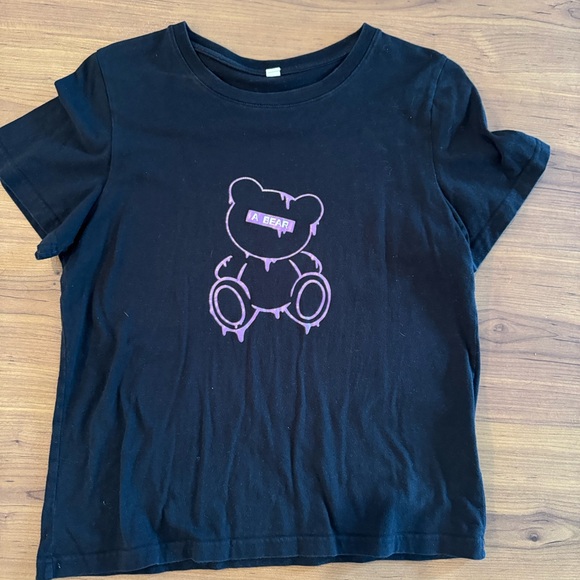 graphic tee - Picture 1 of 2